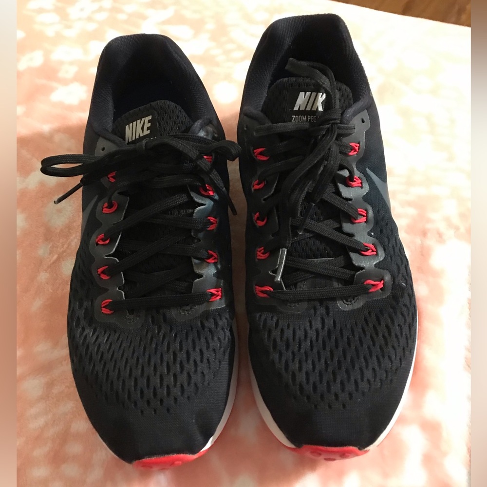 Nike black and red men shoes size 9.5